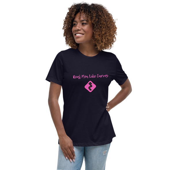 REAL MEN LIKE CURVES Women's Relaxed T-Shirt